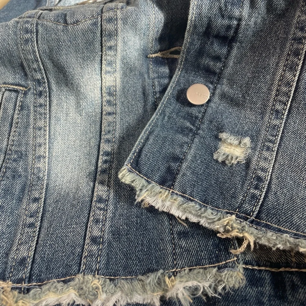 Joe’s “Cali Blue” Jacket - Picture 5 of 6